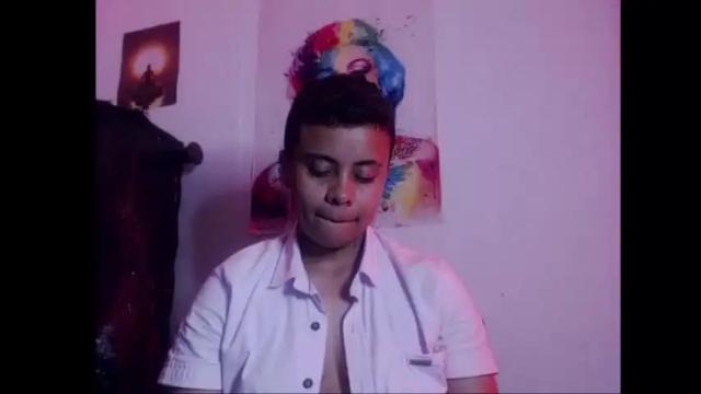 Image 2 of antonhy1020 Stream on Chaturbate on 14 months ago