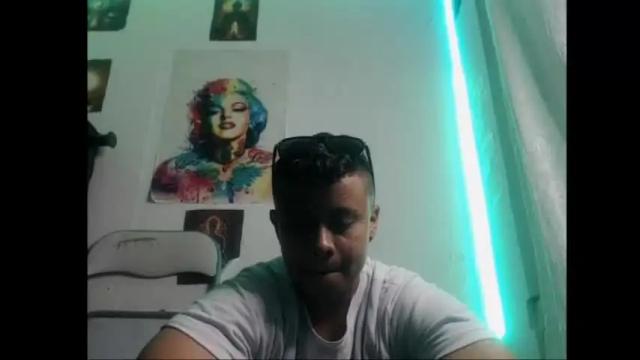 Image 3 of antonhy1020 Stream on Chaturbate on 14 months ago