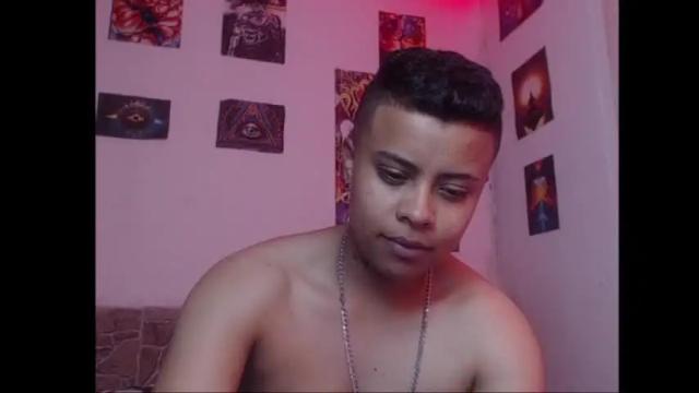 Image 8 of antonhy1020 Stream on Chaturbate on 19 months ago