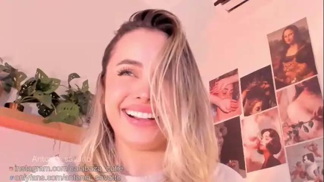 Image 7 of antonia_savatto_ Stream on Chaturbate on 4 days ago