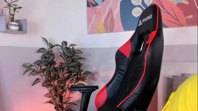 Image 4 of antoniacasarini Stream on Chaturbate on 1 month ago