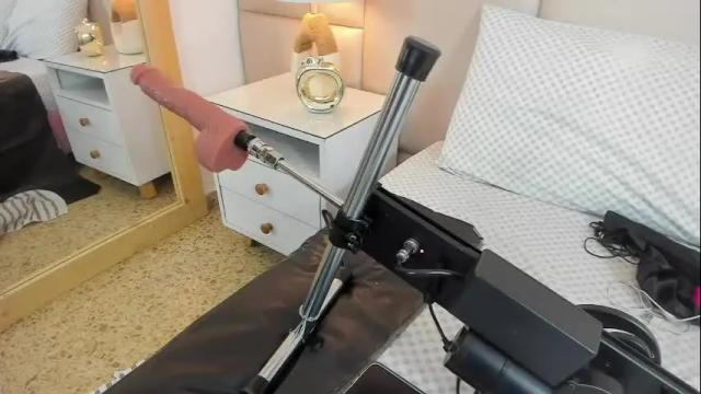 Image 6 of antoniaross Stream on Chaturbate on 2 months ago