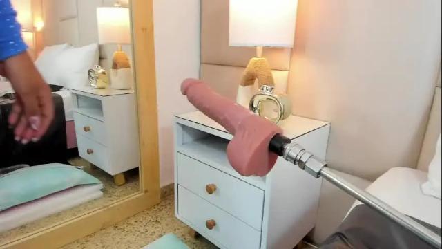 Image 11 of antoniaross Stream on Chaturbate on 1 month ago