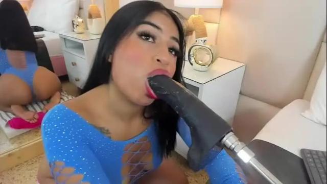 Image 8 of antoniaross Stream on Chaturbate on 1 month ago
