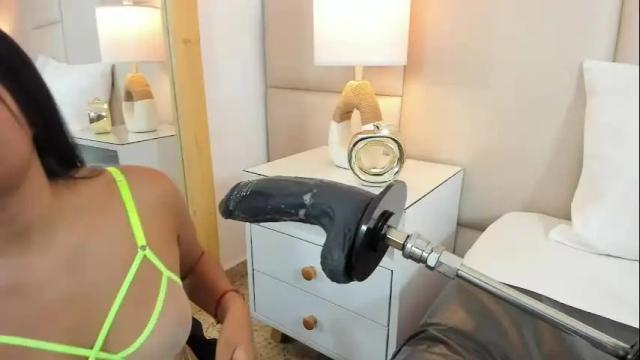 Image 4 of antoniaross Stream on Chaturbate on 19 days ago