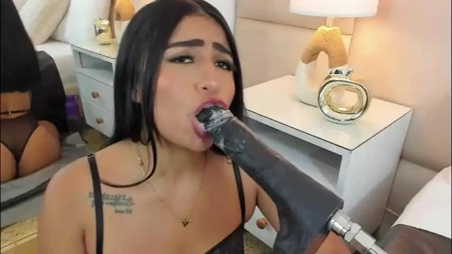 Image 10 of antoniaross Stream on Chaturbate on 2 months ago