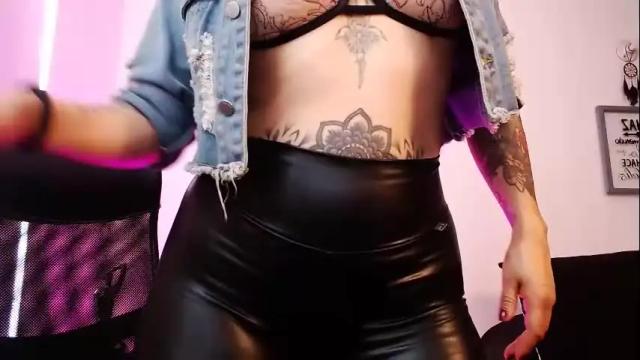 Image 6 of antoniavillamizar Stream on Chaturbate on 1 month ago