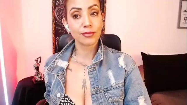 Image 8 of antoniavillamizar Stream on Chaturbate on 1 month ago