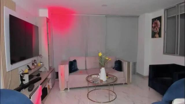 Image 4 of antotss Stream on Chaturbate on 2 months ago