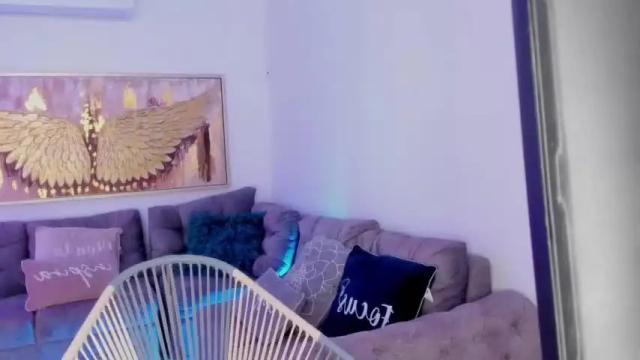 Image 6 of anwen_ Stream on Chaturbate on 19 months ago
