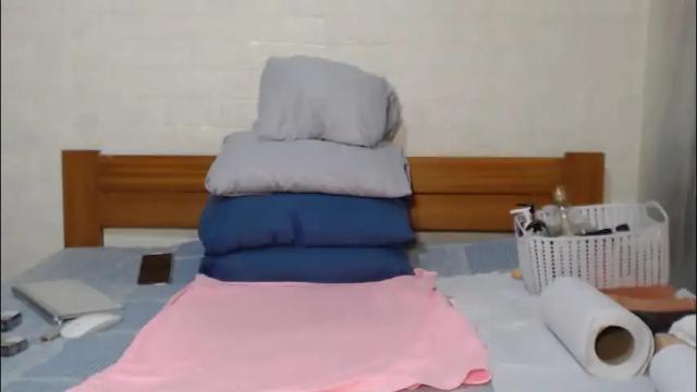 Image 4 of any_cat Stream on Chaturbate on 1 month ago