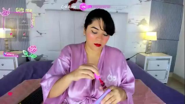 Image 2 of anyagraham Stream on Chaturbate on 4 days ago