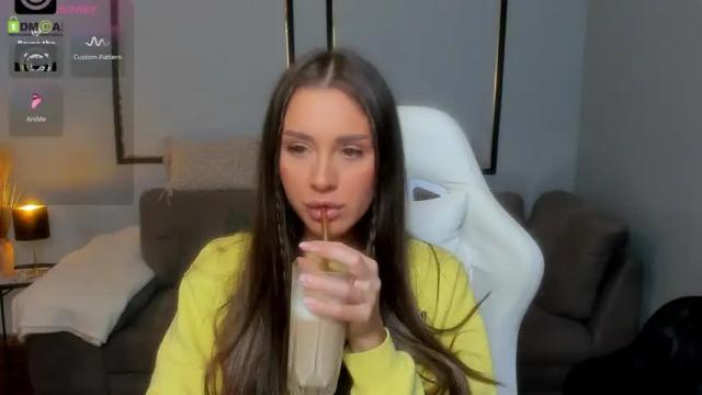 Thumbnail 1, anyarayne's Stream at Chaturbate, 1 month ago