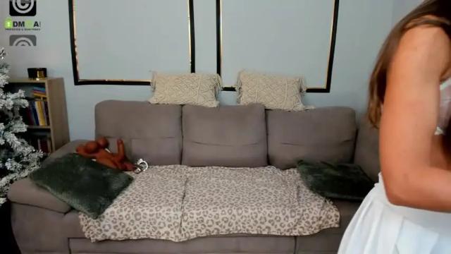 Image 2 of anyarayne Stream on Chaturbate on 23 days ago