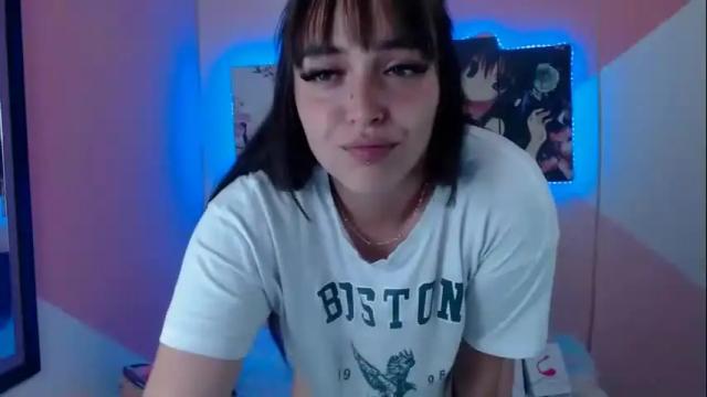 Image 12 of anyela_bubble19 Stream on Chaturbate on 1 month ago