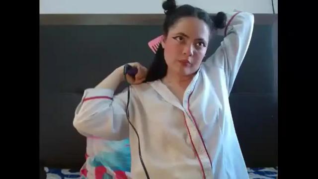 Image 12 of anyly18 Stream on Chaturbate on 15 months ago