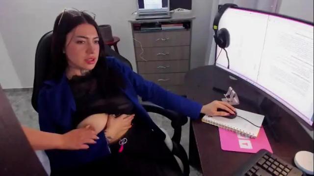 Image 12 of anysmith_572567 Stream on Chaturbate on 5 months ago