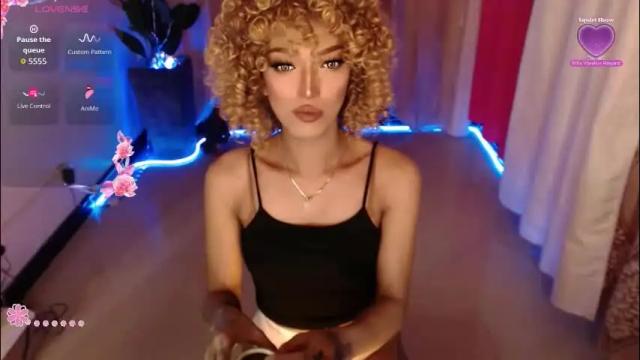 Image 2 of aphrodite_may Stream on Chaturbate on 2 months ago