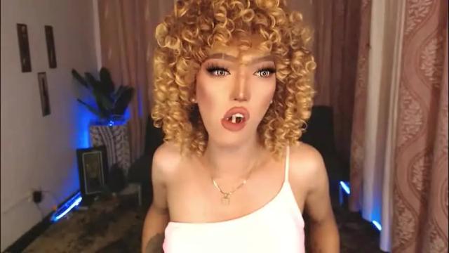 Image 4 of aphrodite_may Stream on Chaturbate on 1 month ago