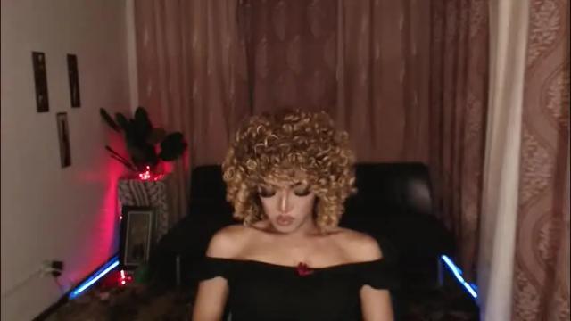 Image 12 of aphrodite_may Stream on Chaturbate on 29 days ago