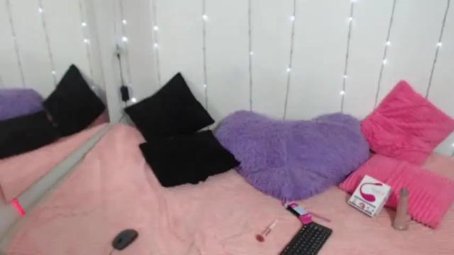 Image 3 of apolo_smith Stream on Chaturbate on 21 months ago