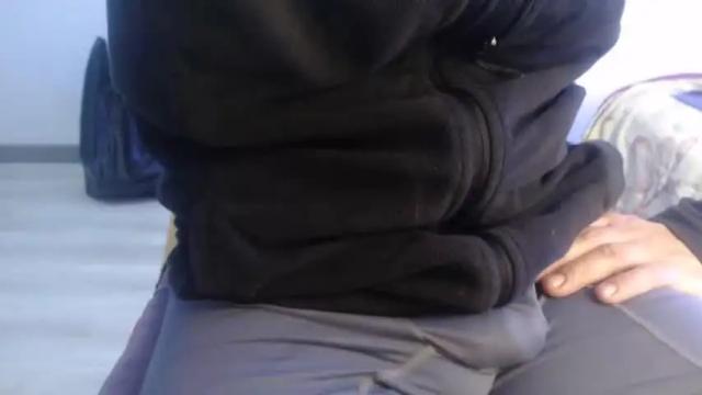 Image 6 of apolosexylatin Stream on Chaturbate on 17 months ago