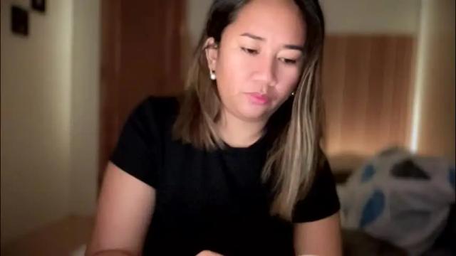 Image 10 of apple_pie_love Stream on Chaturbate on 2 months ago