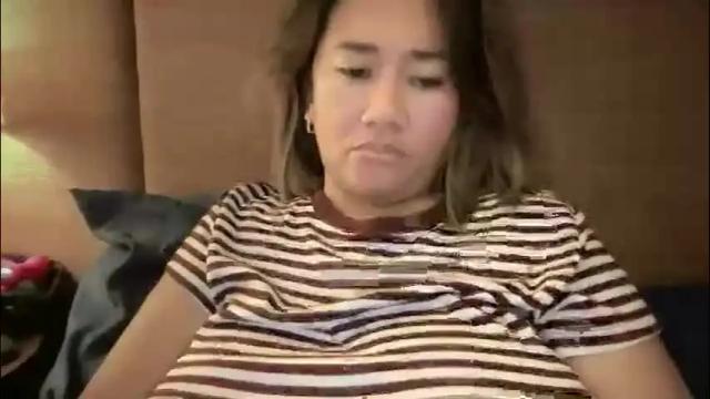 Image 12 of apple_pie_love Stream on Chaturbate on 17 hours ago