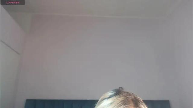 Image 12 of april__bunny Stream on Chaturbate on 2 months ago