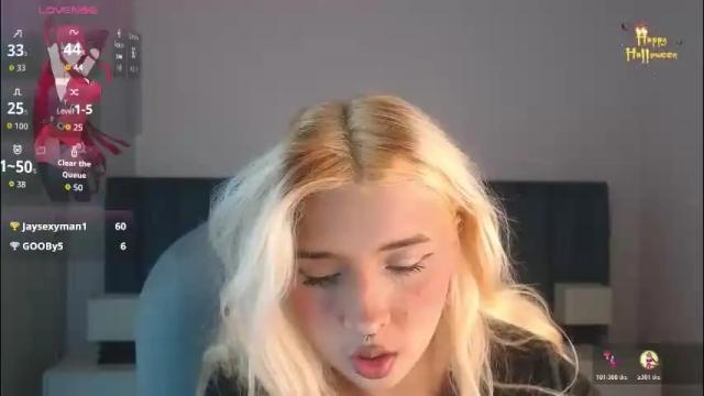 Image 11 of april__bunny Stream on Chaturbate on 5 days ago