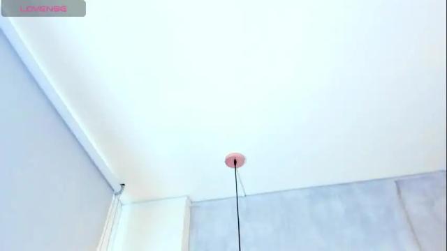 Image 11 of april_bennett Stream on Chaturbate on 16 days ago