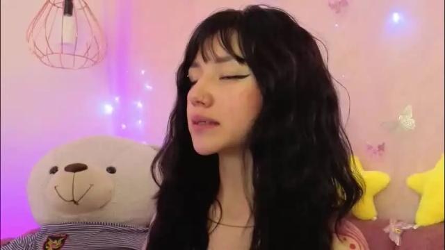 Image 7 of april_bennett Stream on Chaturbate on 20 days ago