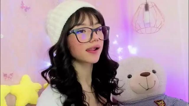 Image 7 of april_bennett Stream on Chaturbate on 15 days ago