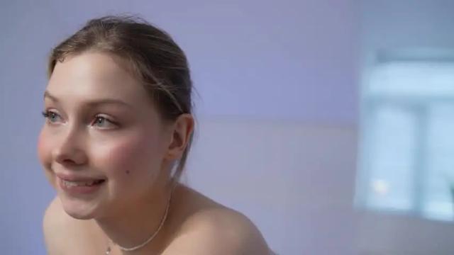 Image 4 of april_blush Stream on Chaturbate on 9 months ago