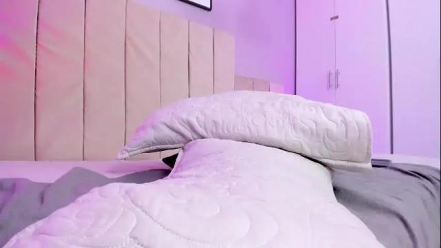 Image 10 of april_bowie Stream on Chaturbate on 1 month ago
