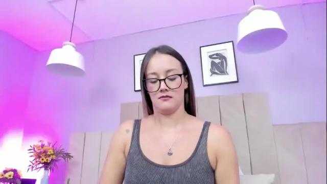 Image 3 of april_bowie Stream on Chaturbate on 1 month ago