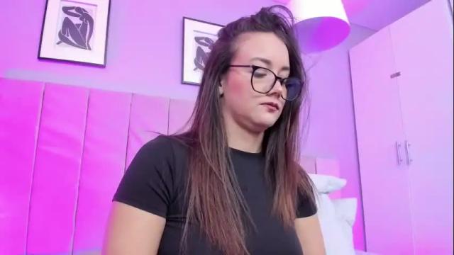 Image 7 of april_bowie Stream on Chaturbate on 28 days ago