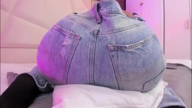 Thumbnail 1, april_bowie's Stream at Chaturbate, 1 month ago