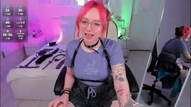 Image 4 of april_coy Stream on Chaturbate on 2 months ago