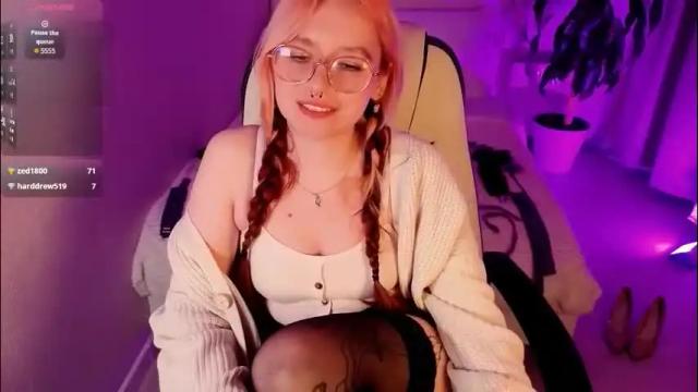 Image 7 of april_coy Stream on Chaturbate on 1 month ago