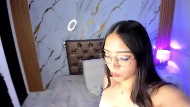Image 3 of april_daddyssgirl Stream on Chaturbate on 24 days ago