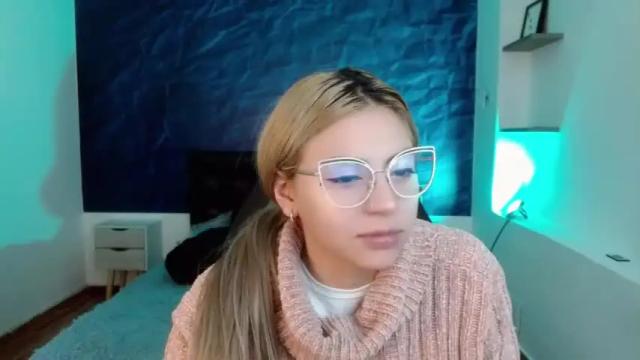 Image 2 of april_dumont Stream on Chaturbate on 12 months ago