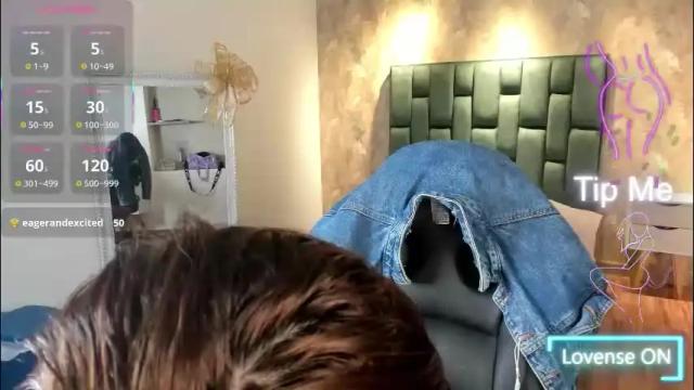 Image 8 of april_dumont Stream on Chaturbate on 1 month ago