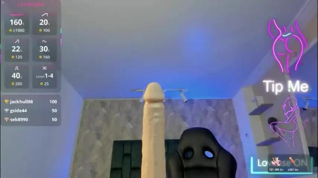 Image 4 of april_dumont Stream on Chaturbate on 21 days ago