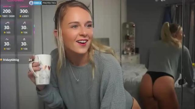 Image 4 of april_flix Stream on Chaturbate on 1 month ago