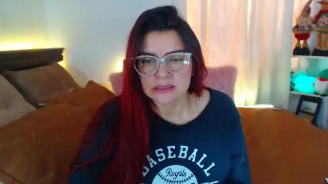 Image 11 of april_harrys Stream on Chaturbate on 17 months ago