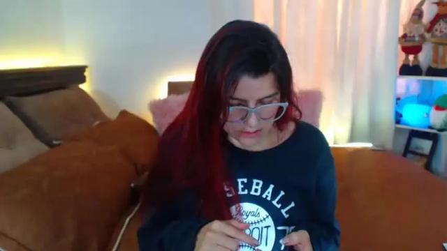 Image 12 of april_harrys Stream on Chaturbate on 17 months ago