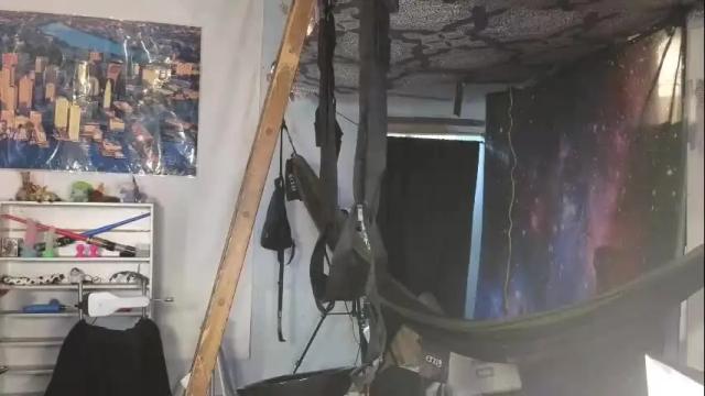Image 4 of april_show_her Stream on Chaturbate on 1 month ago