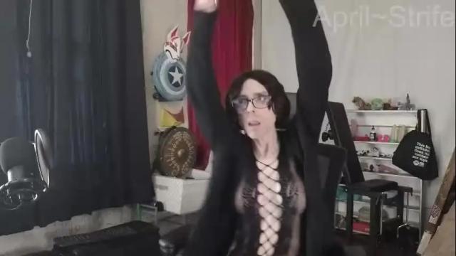 Image 3 of april_show_her Stream on Chaturbate on 1 month ago