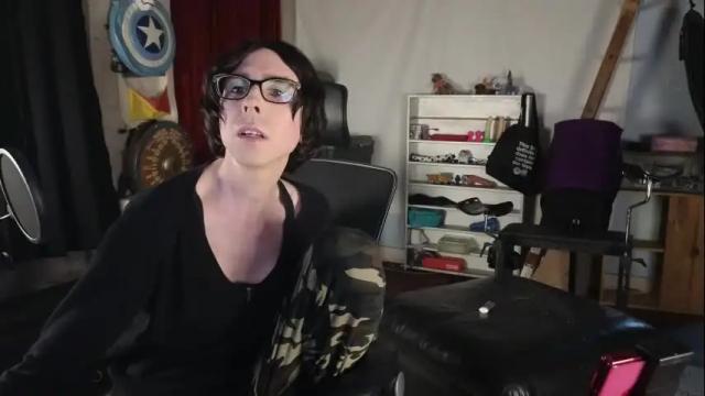 Image 3 of april_show_her Stream on Chaturbate on 1 month ago